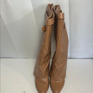 Chic Tan Heeled Boots for Women